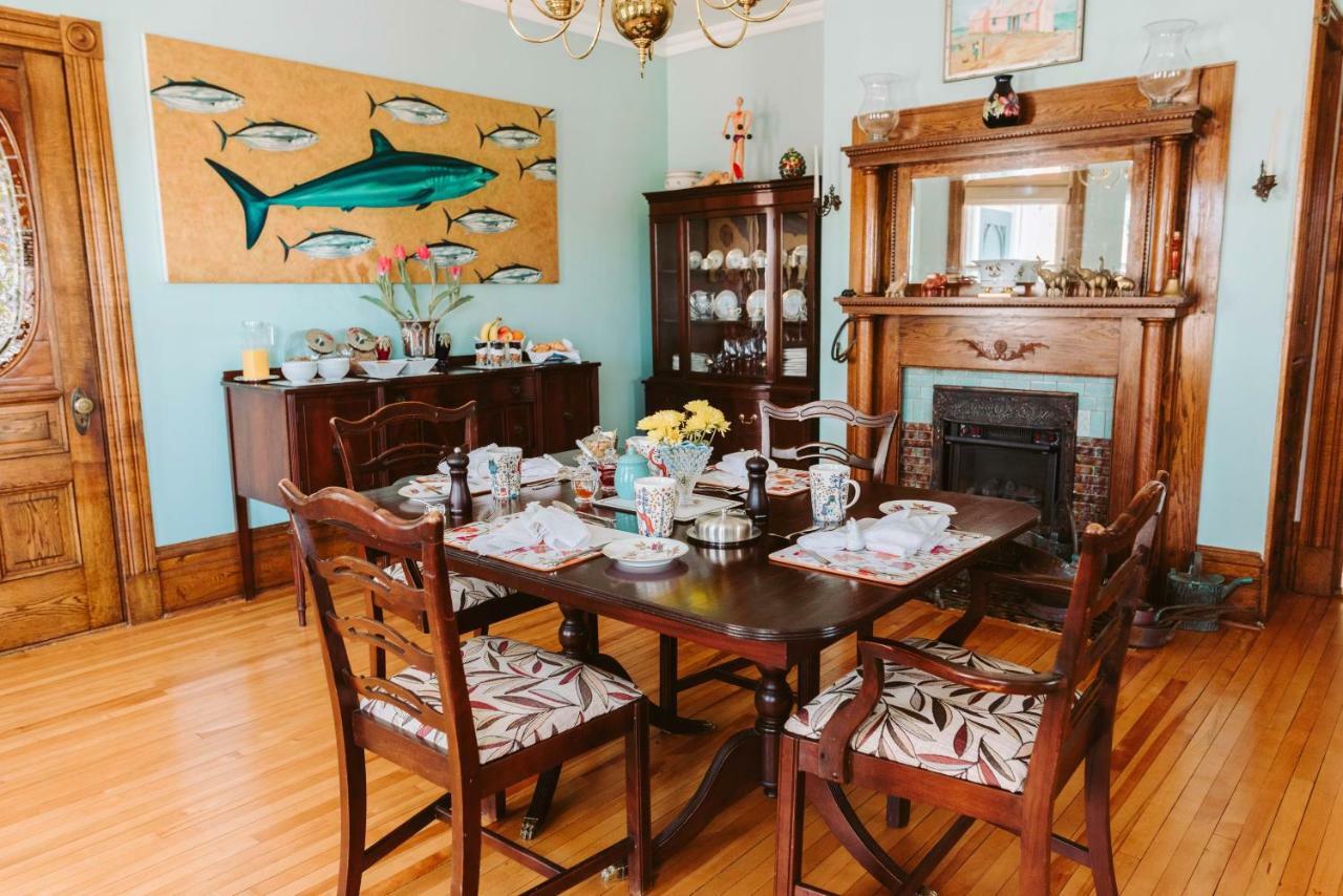 Alicion Bed & Breakfast Lunenburg Buitenkant foto